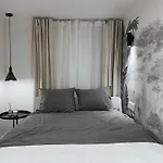 T37 Suite
