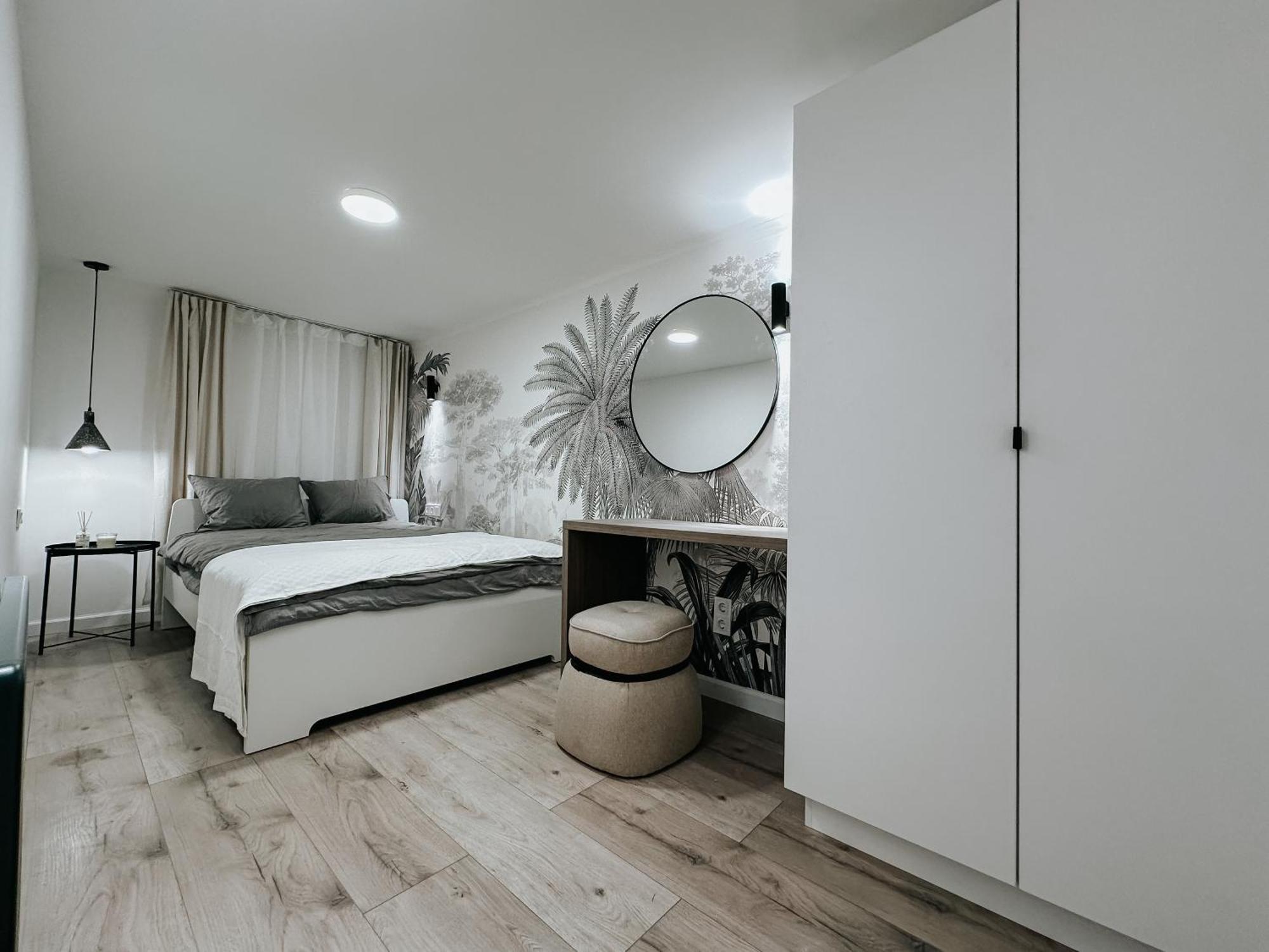 Apartment T37 *